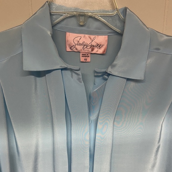 Jaclyn Smith Sky Blue Satin Blouse - Picture 2 of 12